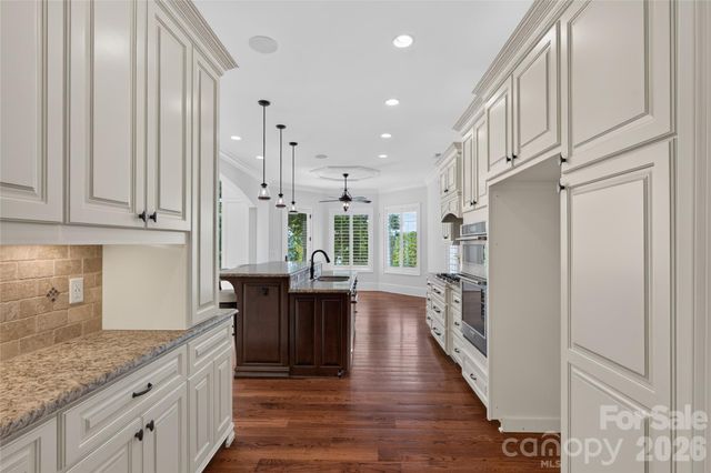 3225 Lake Pointe Drive, Belmont, NC 28012