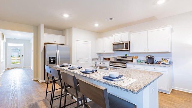 1022 Mulligan Drive, Manning, SC 29102