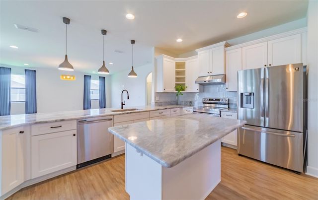 570 SANCTUARY BOULEVARD, Winter Haven, FL 33881