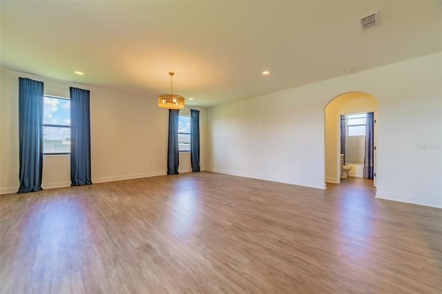 570 SANCTUARY BOULEVARD, Winter Haven, FL 33881