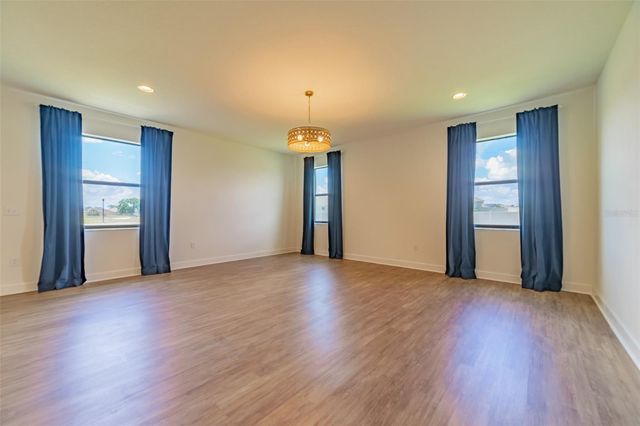 570 SANCTUARY BOULEVARD, Winter Haven, FL 33881