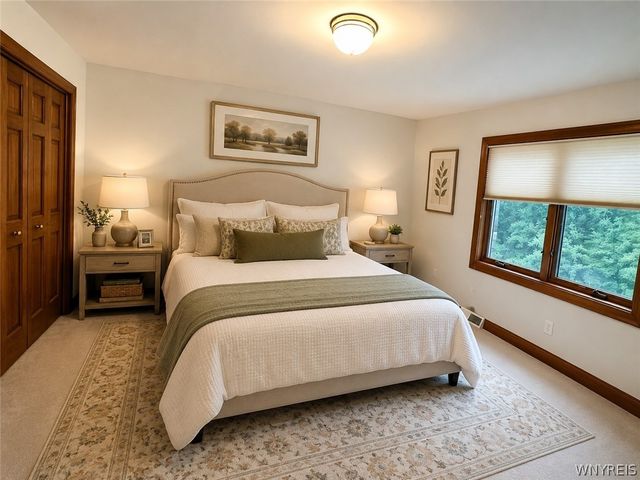30 Meadowbrook Drive, Elma, NY 14059
