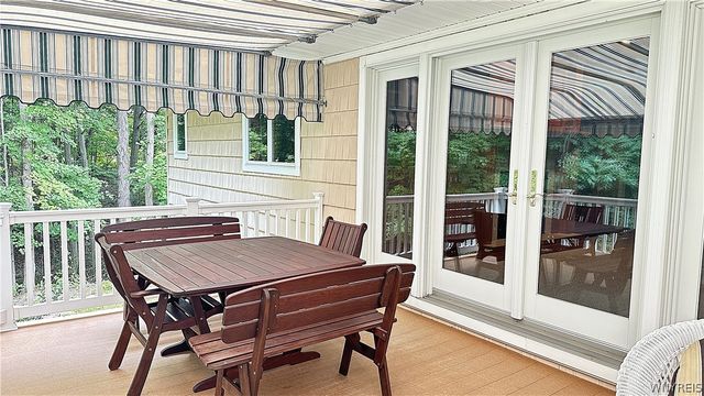 30 Meadowbrook Drive, Elma, NY 14059