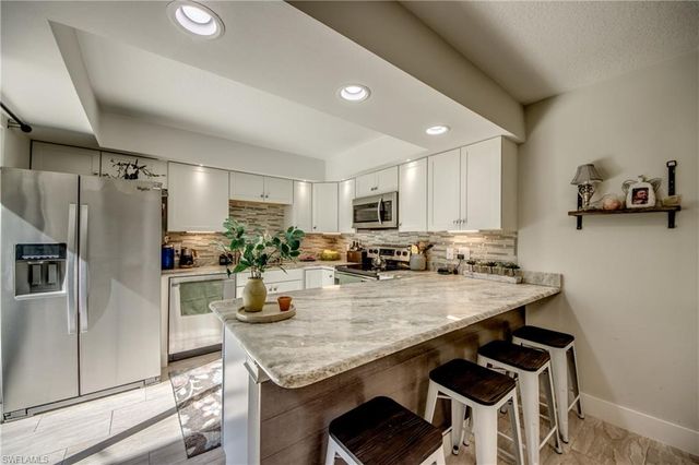 5213 Cedarbend DR 4, Fort Myers, FL 33919