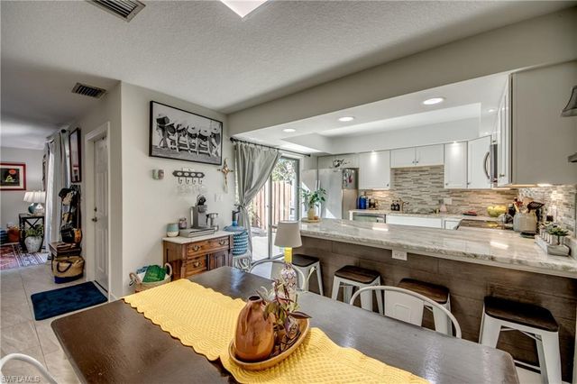 5213 Cedarbend DR 4, Fort Myers, FL 33919