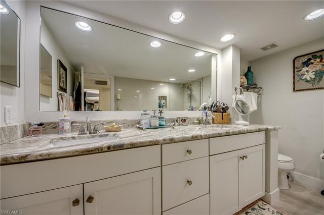 5213 Cedarbend DR 4, Fort Myers, FL 33919
