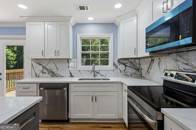 371 Pine Valley Road SW, Mableton, GA 30126