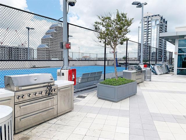 150 E ROBINSON STREET 1025, Orlando, FL 32801