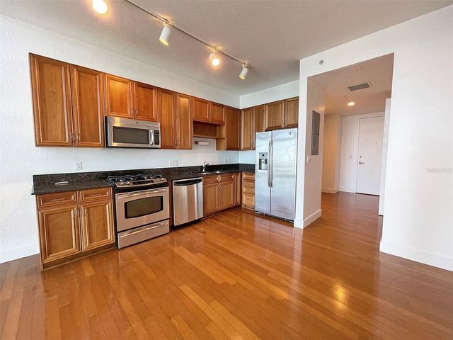 150 E ROBINSON STREET 1025, Orlando, FL 32801