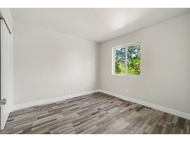1065 E 5th St, Loveland, CO 80537