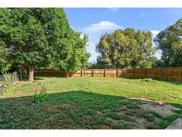 1065 E 5th St, Loveland, CO 80537