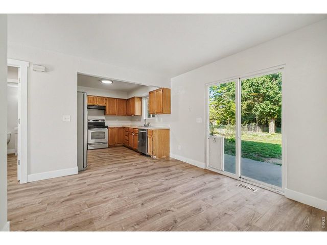 1065 E 5th St, Loveland, CO 80537