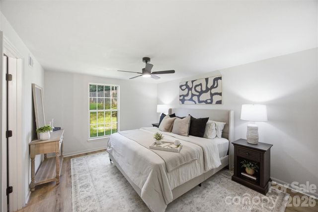 8056 Lawyers Road, Charlotte, NC 28227