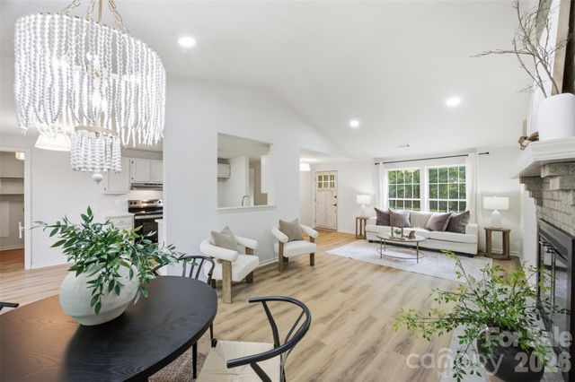 8056 Lawyers Road, Charlotte, NC 28227