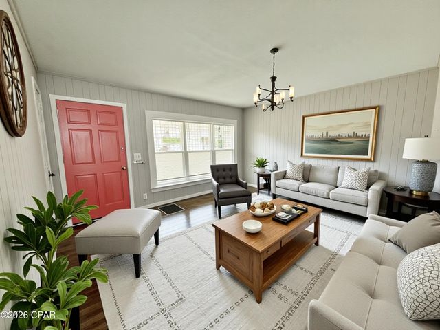 2944 Cherokee Street, Marianna, FL 32446