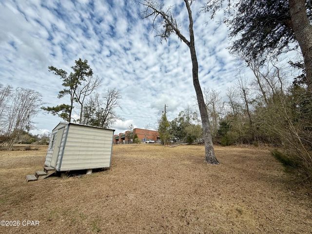 2944 Cherokee Street, Marianna, FL 32446