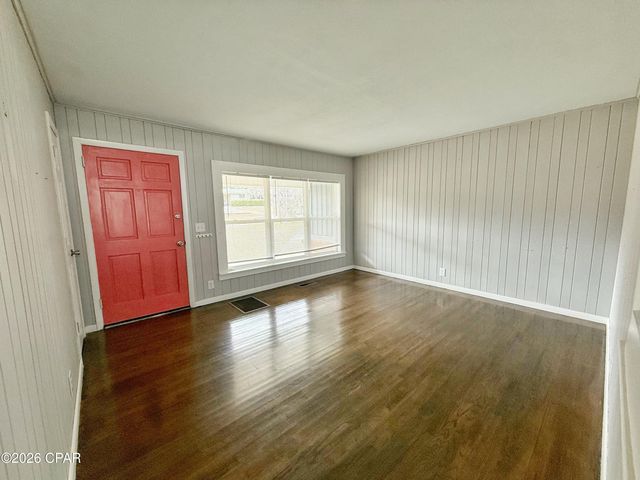 2944 Cherokee Street, Marianna, FL 32446