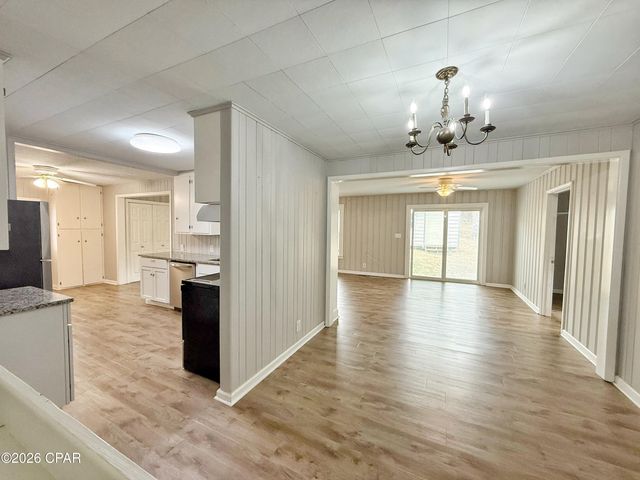 2944 Cherokee Street, Marianna, FL 32446