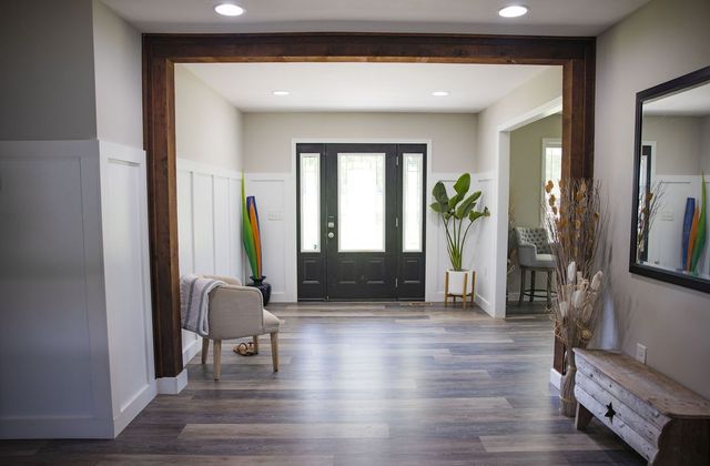 5761 Lexie Beans Creek Rd, Belvidere, TN 37306