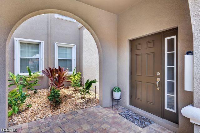 12894 New Market ST 202, Fort Myers, FL 33913