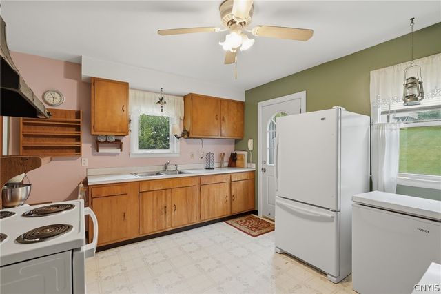 4400 Limerick Street, Marcellus, NY 13108