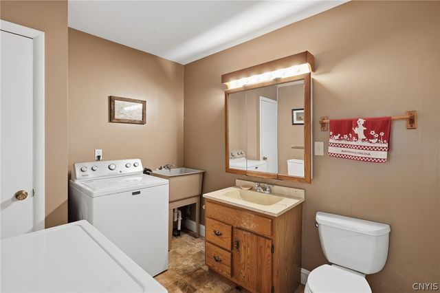 4400 Limerick Street, Marcellus, NY 13108
