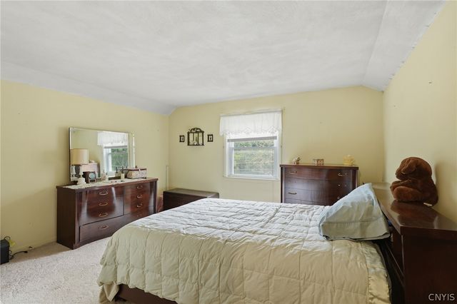 4400 Limerick Street, Marcellus, NY 13108