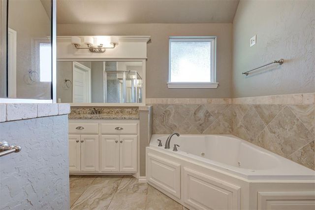 2473 Vellano Lane, Edmond, OK 73034