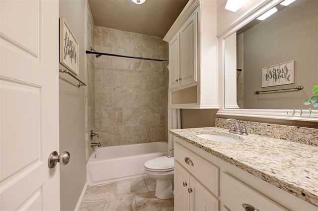 2473 Vellano Lane, Edmond, OK 73034