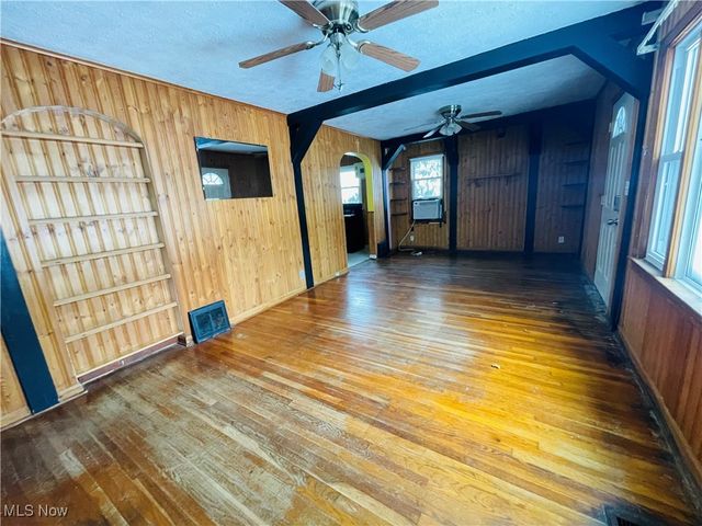 3212 12th Street NW, Canton, OH 44708