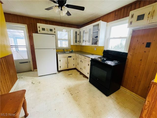 3212 12th Street NW, Canton, OH 44708