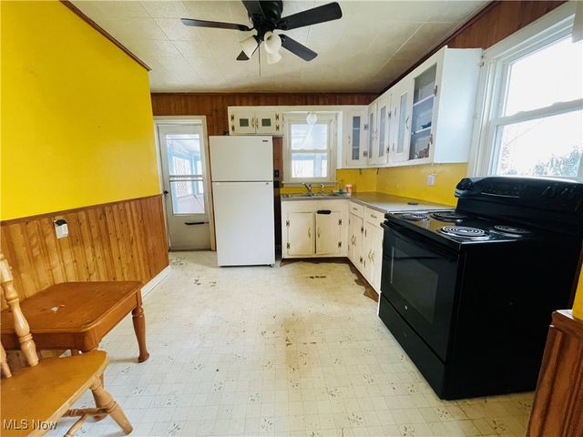 3212 12th Street NW, Canton, OH 44708