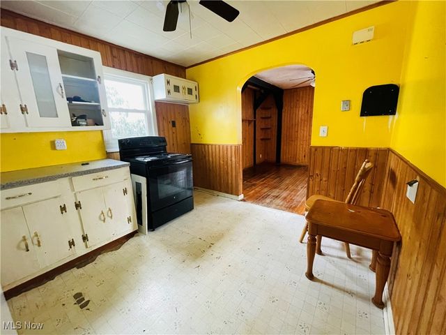 3212 12th Street NW, Canton, OH 44708