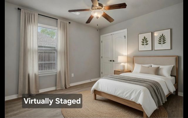 94 E Granada Street, Fayetteville, AR 72703