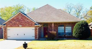 1105 Oak Creek Drive, Moore, OK 73160