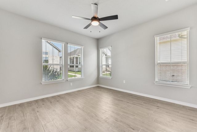 108 Maceo WAY 101, San Marcos, TX 78666