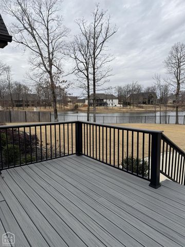 906 Lake Crest Drive, Jonesboro, AR 72404