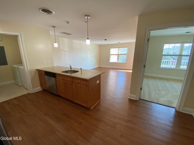 60 Weibel Avenue 9HP208, Saratoga Springs, NY 12866