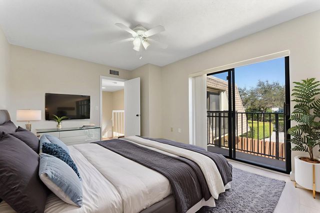 2893 SW 22nd Circle 46c, Delray Beach, FL 33445