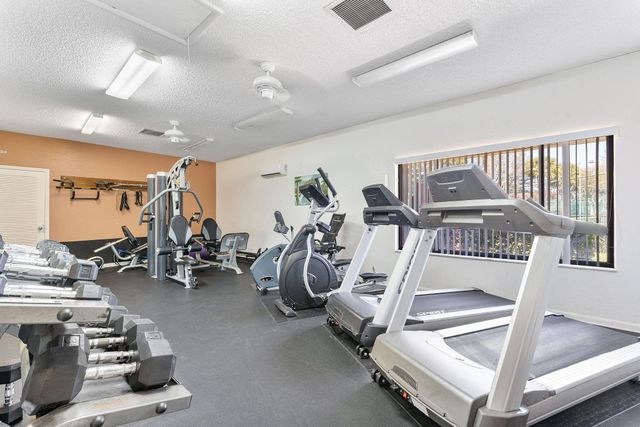 2893 SW 22nd Circle 46c, Delray Beach, FL 33445