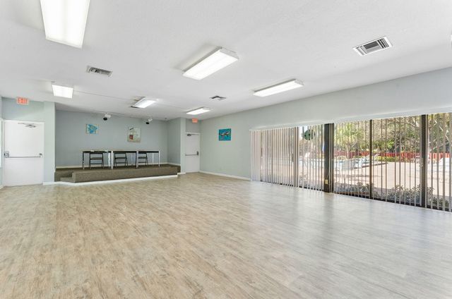 2893 SW 22nd Circle 46c, Delray Beach, FL 33445