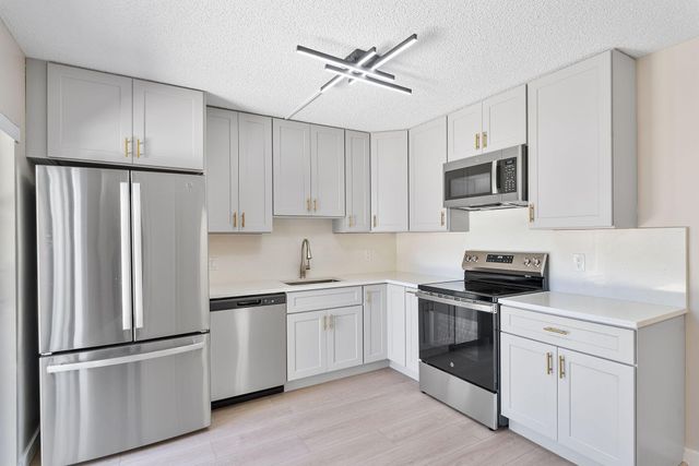 2893 SW 22nd Circle 46c, Delray Beach, FL 33445