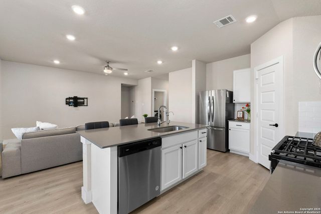 21215 Boulder Flats, San Antonio, TX 78266