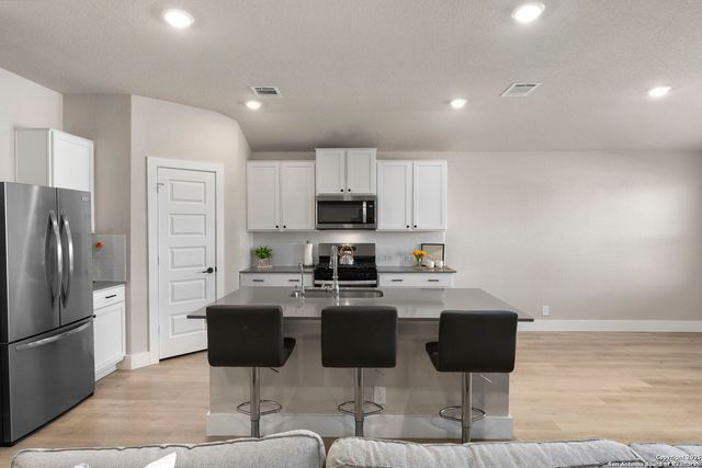 21215 Boulder Flats, San Antonio, TX 78266