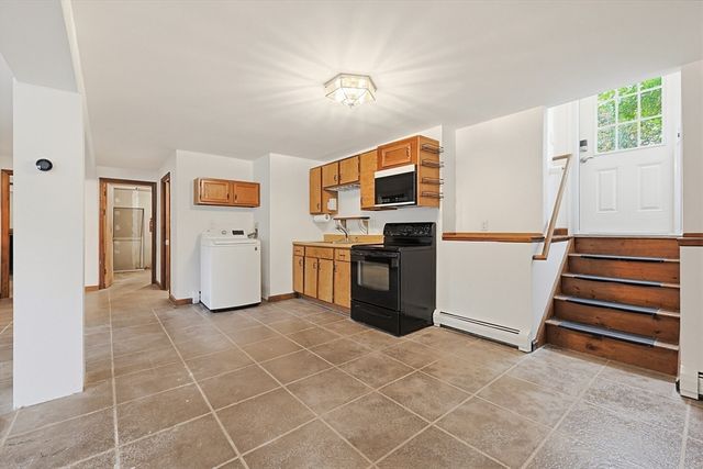 42 Colts Way, Attleboro, MA 02703