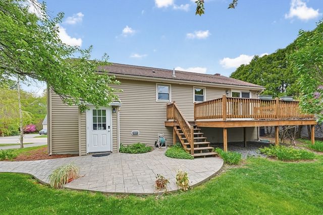 42 Colts Way, Attleboro, MA 02703