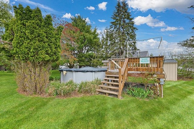 42 Colts Way, Attleboro, MA 02703