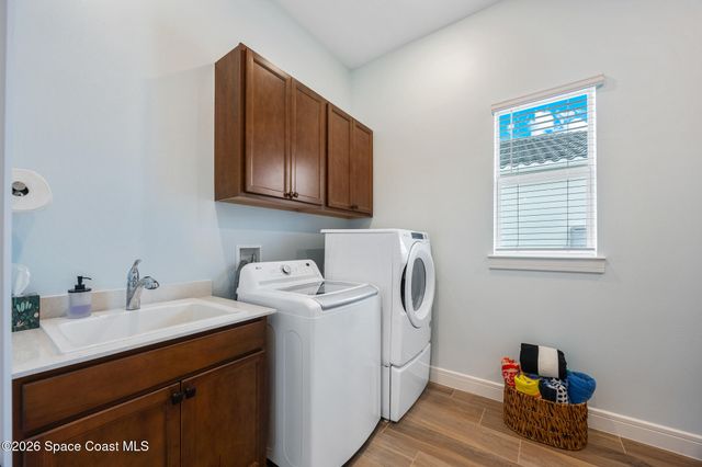 3040 Reef Rock Place, Melbourne, FL 32940