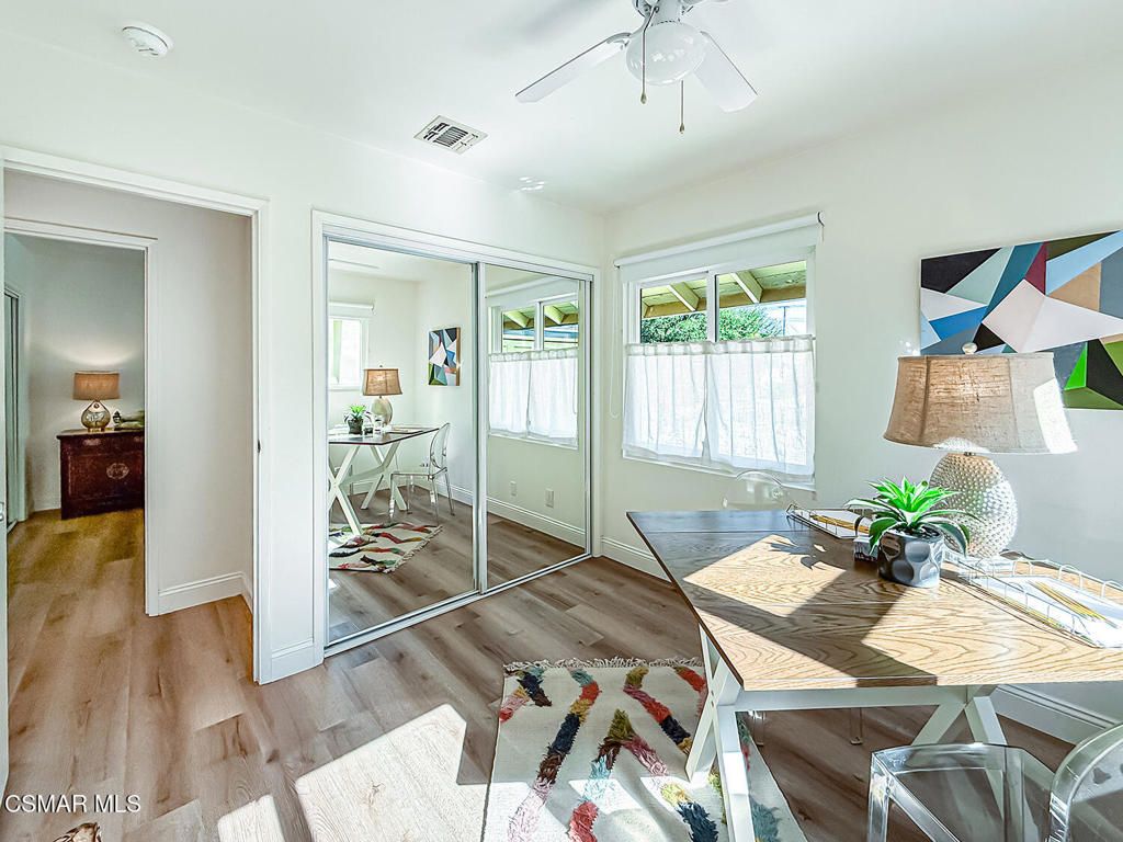 Image 18 of property listing at 211 Sandberg Street, Thousand Oaks, CA 91360