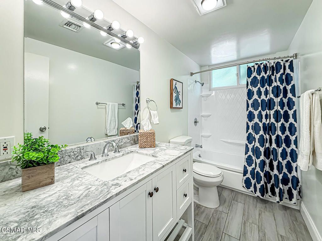 Image 20 of property listing at 211 Sandberg Street, Thousand Oaks, CA 91360